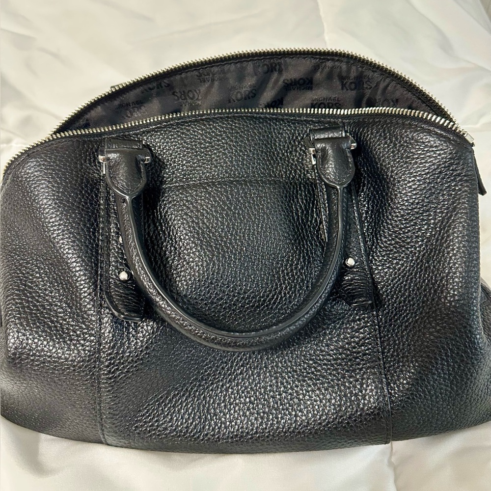Black Michael Kors satchel